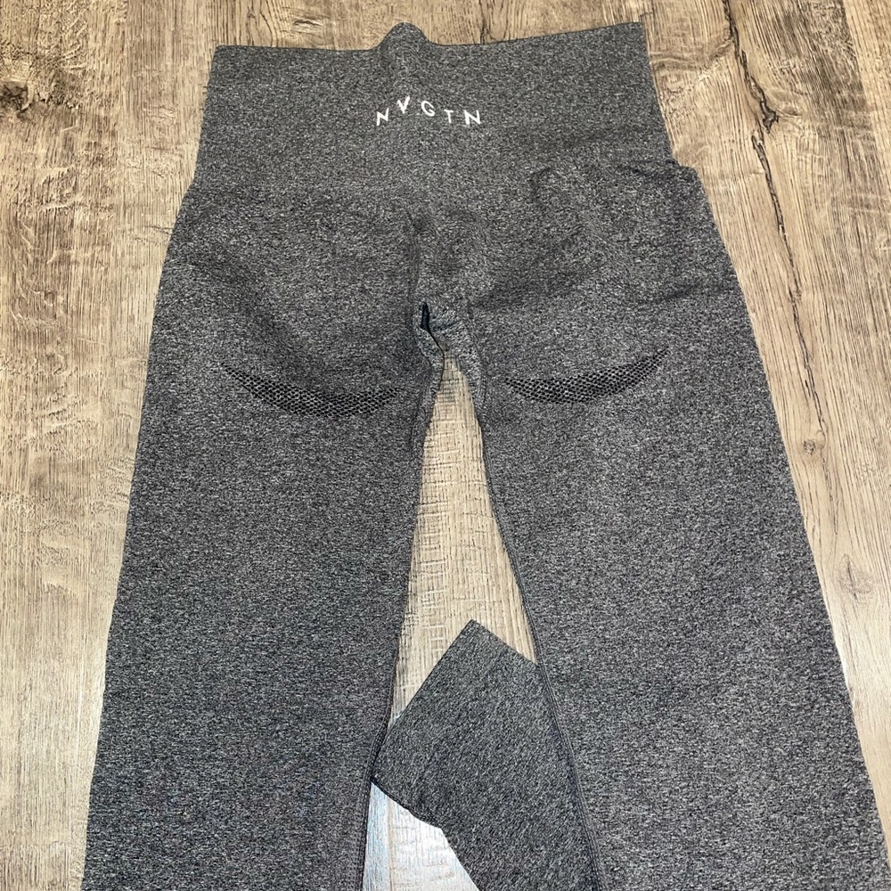 Gym contour leggings